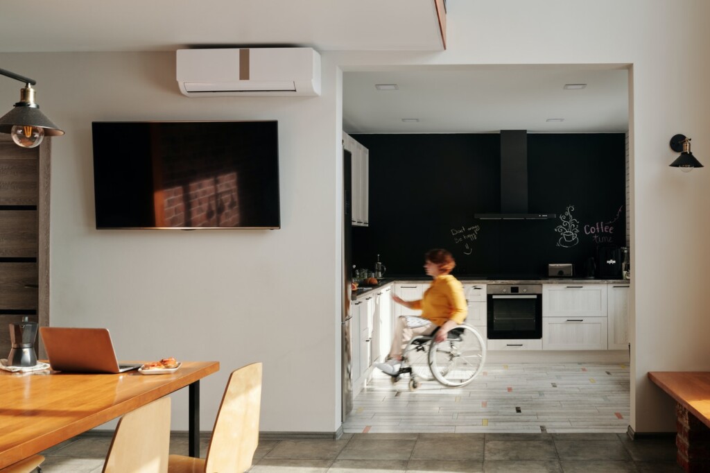 woman-in-wheelchair-in-kitchen-4064693 Services Offered: 24 Hour Care • Adult Home Care (18+) • Live in Carer • Personal Care (on a contracted hours basis) • Personal Care Assessments • Risk Assessments in the Home